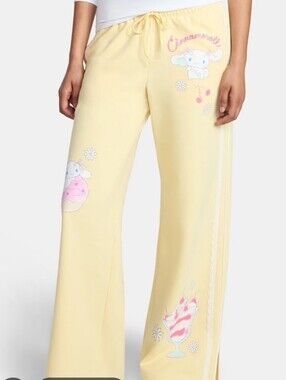 NWT Cinnamoroll Sz XXL Yellow Lounge Pants with Pastel Character Graphics